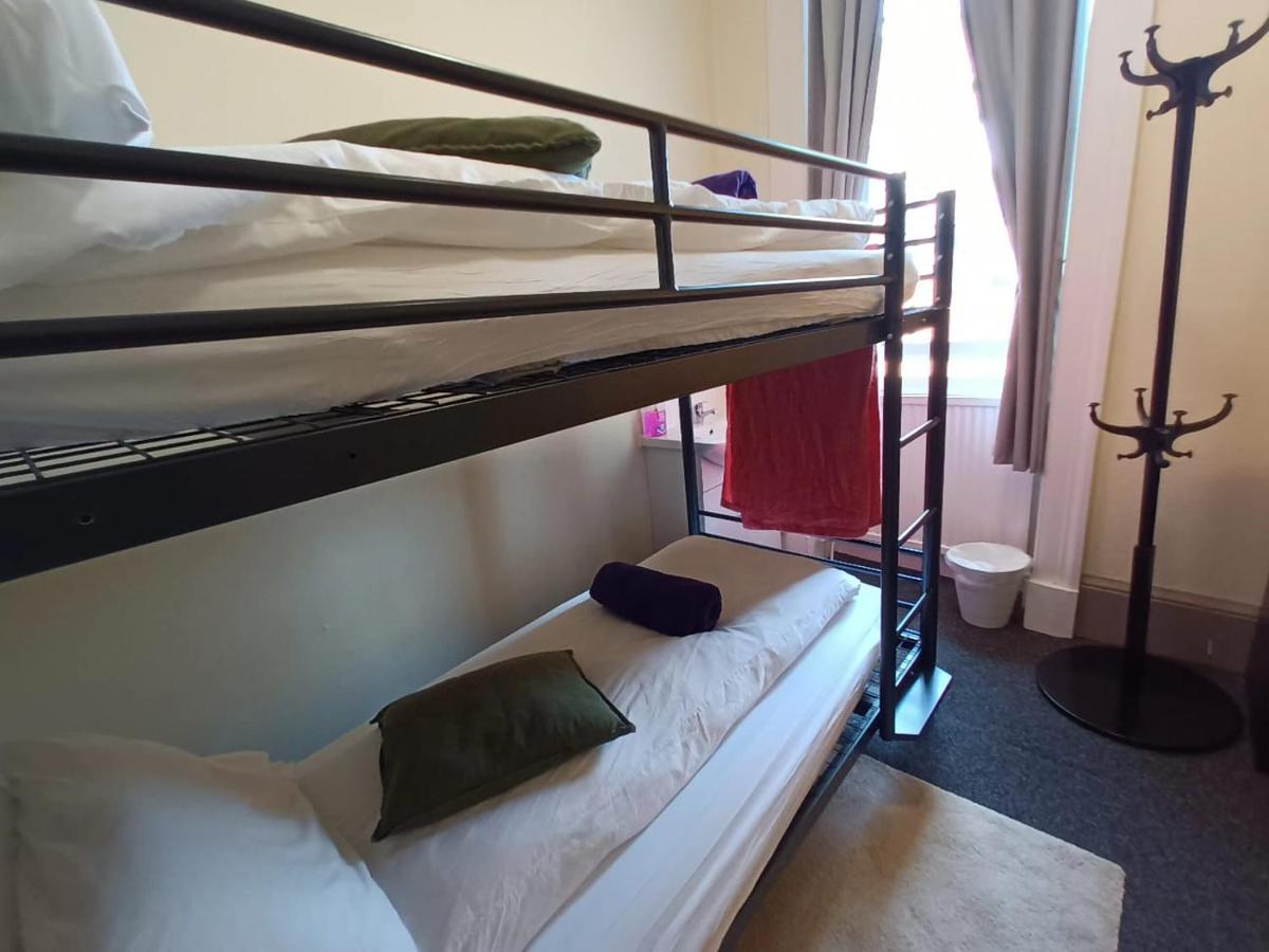 Hostel Princes Street *
